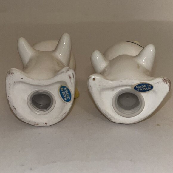 Vintage Happy Hugging Bugs Salt And Pepper Shakers Yellow Wings Imperfections - Picture 7 of 9